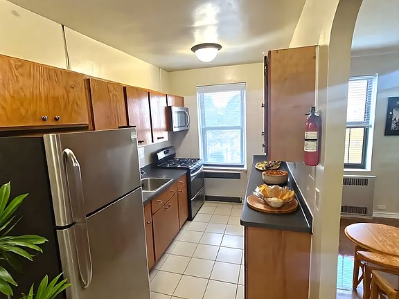 4th image of 89-11 153rd St #6N