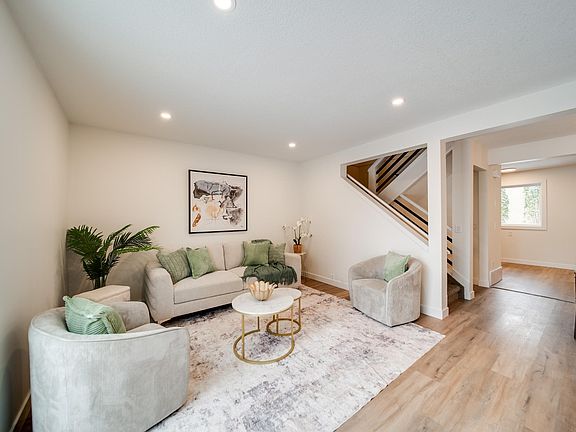 2nd image of 125 Woodborough Way NW