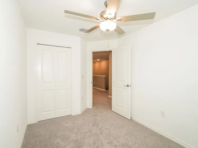 6031 Acara Ln — Photo 17