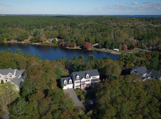 7 King Fisher Ln, Plymouth, MA 02360