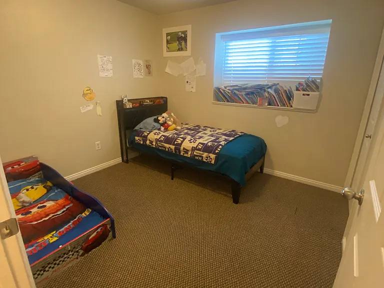 1606 Westbury Way #B — Photo 5