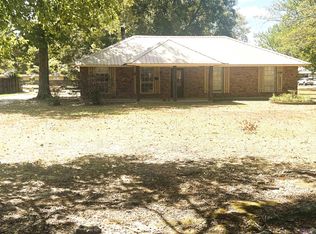 30077 Barnett Rd, Denham Springs, LA 70726