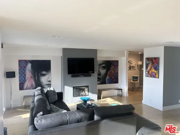 723 Palisades Beach Rd, Santa Monica, CA