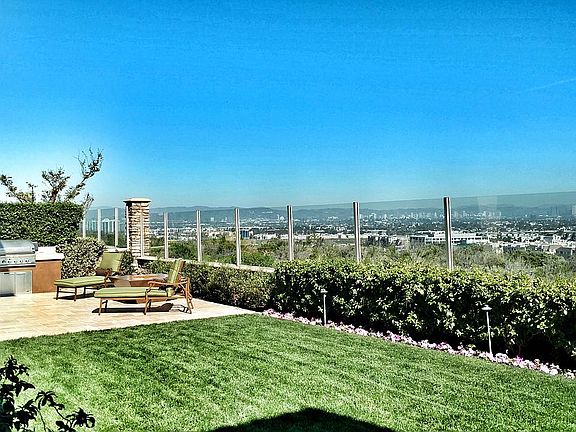 Room for pool with BBQ area