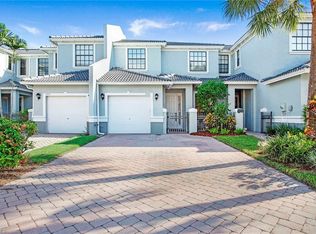 15191 Summit Place Cir, Naples, FL 34119