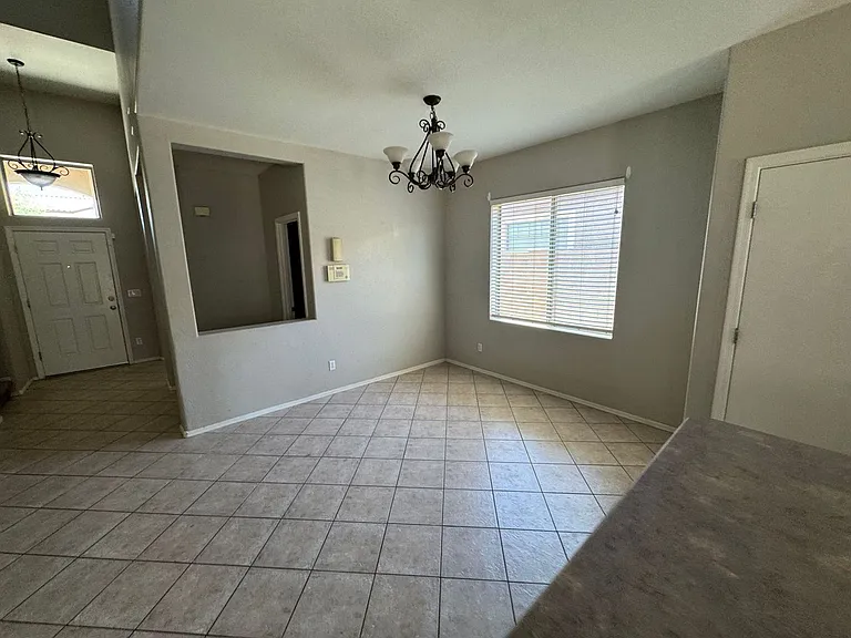 45296 W Gavilan Dr — Photo 4