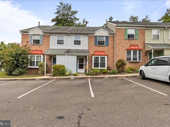 502 Brookwood Dr, Ambler, PA 19002