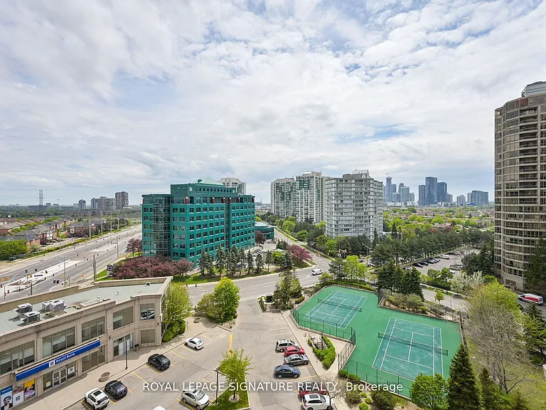 25 Kingsbridge Garden Cir #1126 — Photo 43