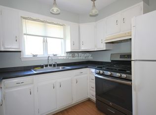 50 Chestnut St #2, Wakefield, MA 01880