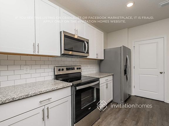 5th image of 7736 Harbor Moor Dr
