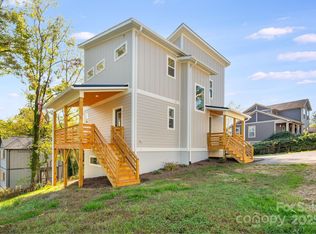 22 Crestview St, Asheville, NC 28803