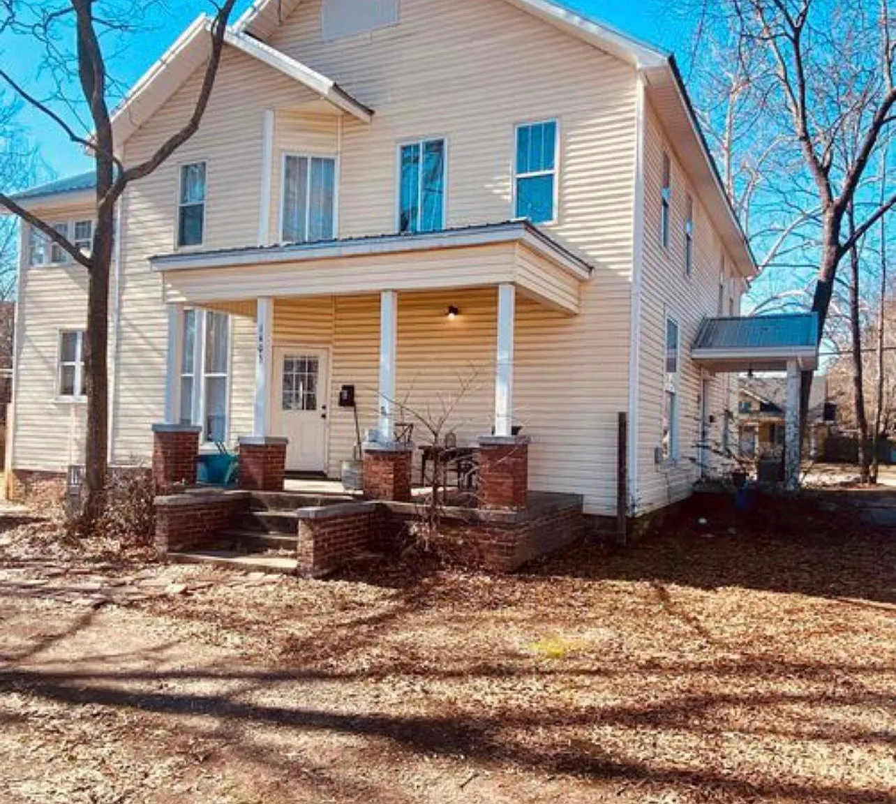 1403 Scott St — Photo 1