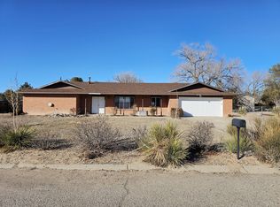 404 Godfrey Ave, Rio Communities, NM 87002
