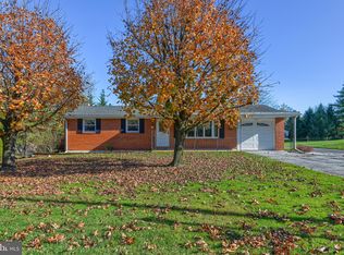 985 Bowers Bridge Rd, Manchester, PA 17345