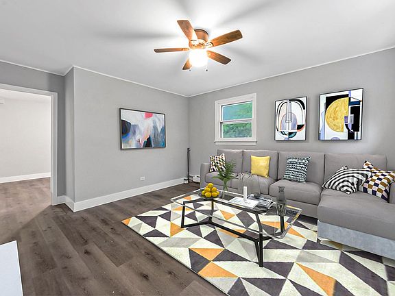 2nd image of 2019 Ashland Ave