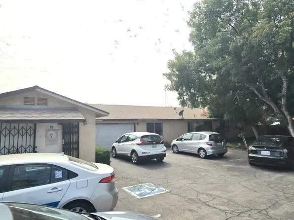 5576 E Belmont Ave, Fresno, CA 93727