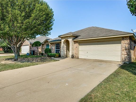 3rd image of 965 Mesa Vista Dr