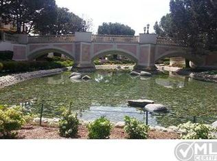 5562 Renaissance Ave #2, San Diego, CA 92122