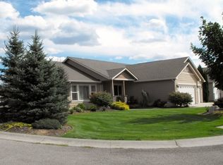 932 N Country Club Dr, Deer Park, WA 99006