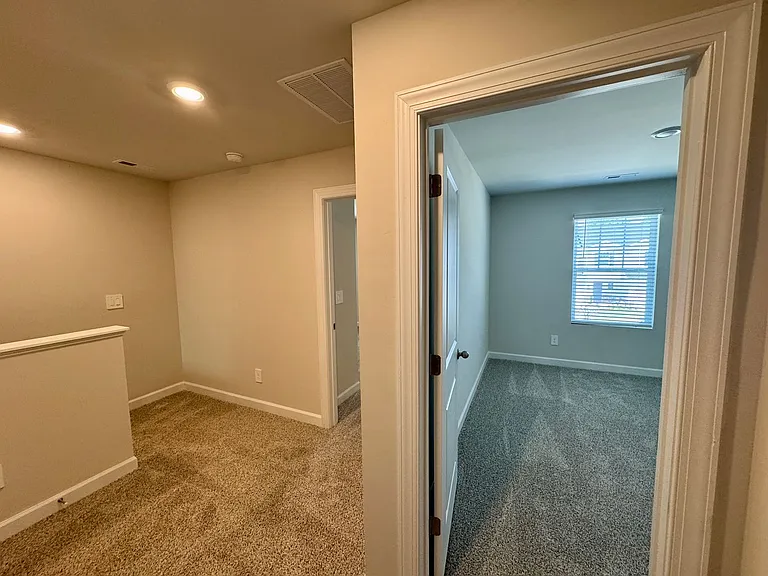 1720 Braemar Village Dr — Photo 17