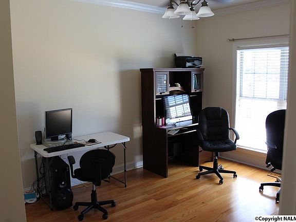 4th image of 308 Spencer Lakes Dr