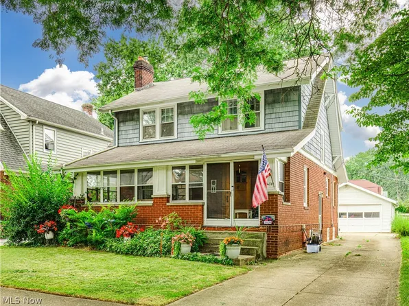 1634 Greenlawn Ave, Akron, OH 44301