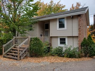554 S Willard St, Burlington, VT 05401