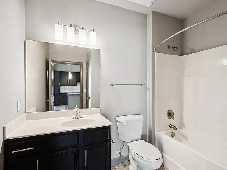 Arrive Brentwood I & II — Photo 19