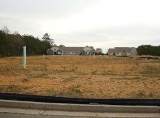 25 William Dr NE, White, GA 30184