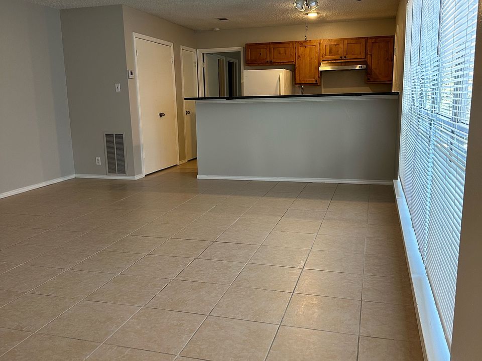 1st image of 8418 Cranberry Hl APT 2