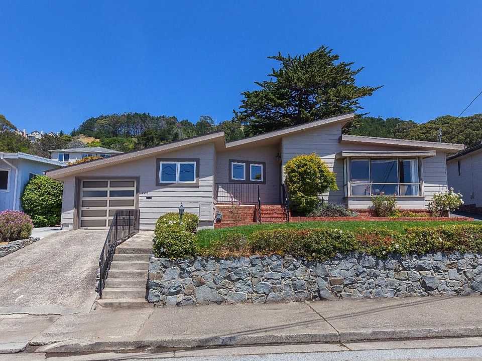 1st image of 726 Park Way