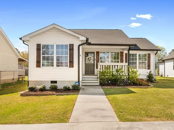 810 Battlecreek Dr, Dalton, GA 30721