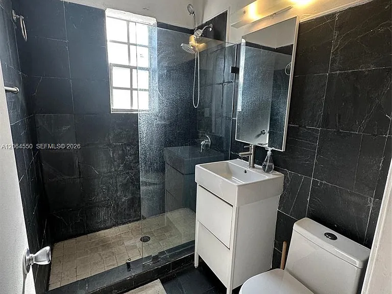 1309 Euclid Ave #8 — Photo 11