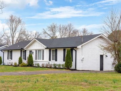 221 Wessington Pl, Hendersonville, TN, 37075