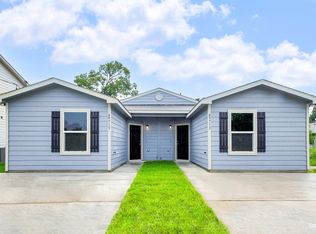 9713 Stedman St #A, Houston, TX 77029