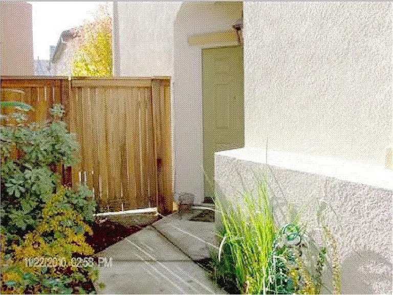 8449 Roseto Rd — Photo 2