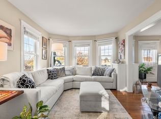 4 Nonantum St #2, Newton, MA 02458