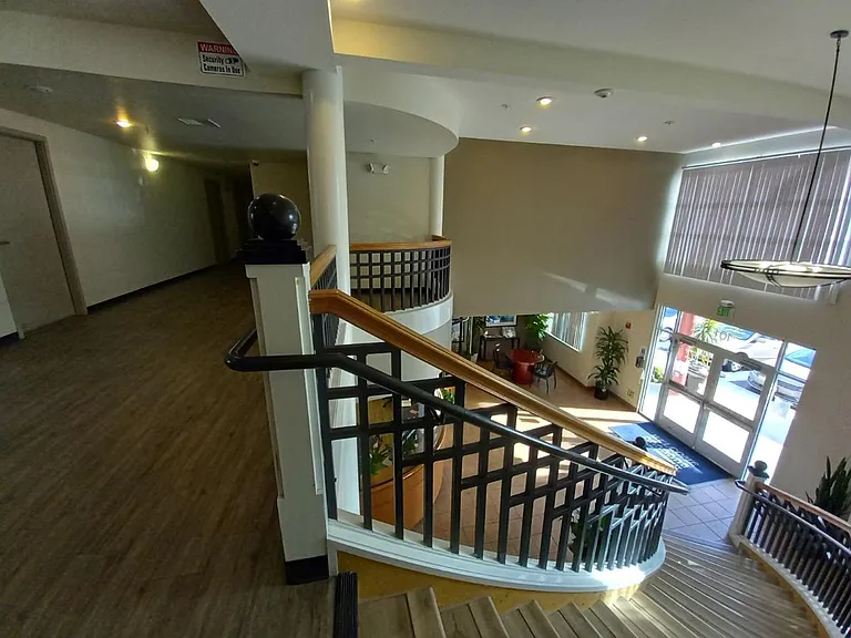 Borregas Court Apartments — Photo 12