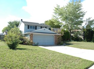 4322 El Camino Dr, Cheyenne, WY 82001