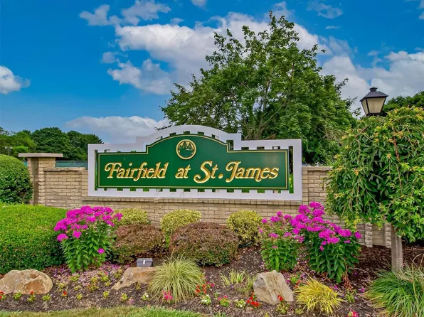 108 Cabot Court W #108, Saint James, NY 11780