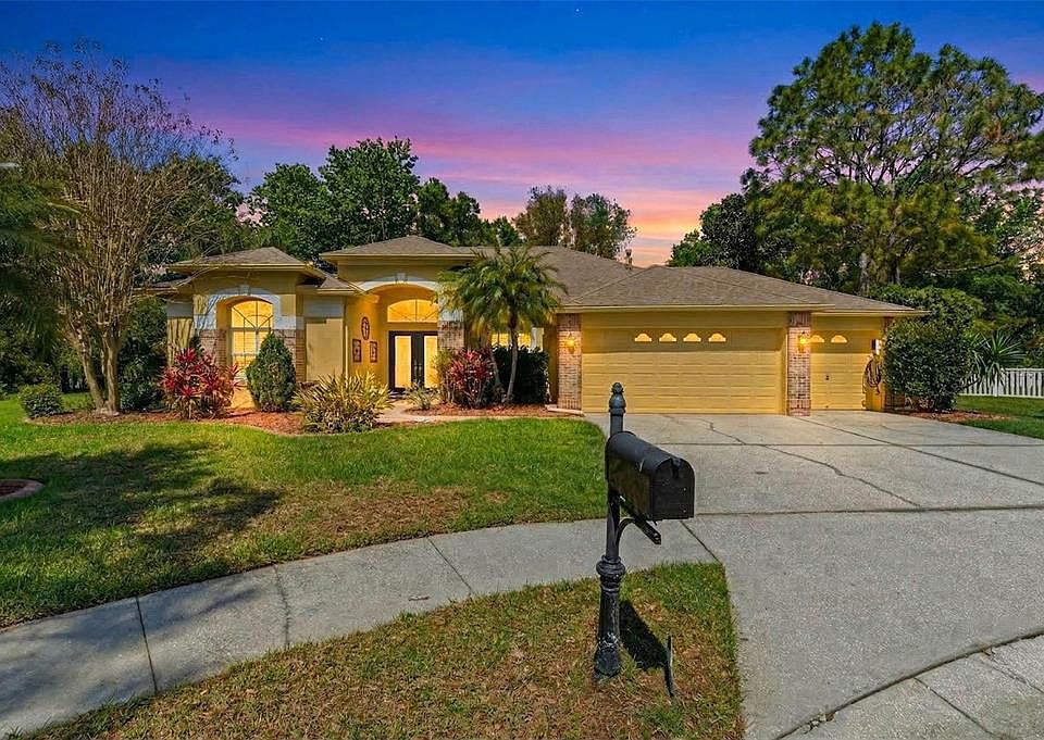 1st image of 8817 Wavyedge Ct