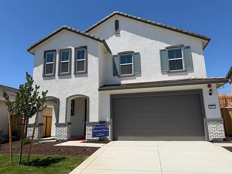 8363 Valpane Way — Photo 1