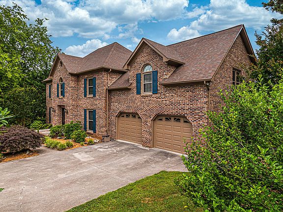 2nd image of 300 Fruitwood Ln