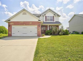 852 Allenbrook Ave, O'Fallon, IL 62269