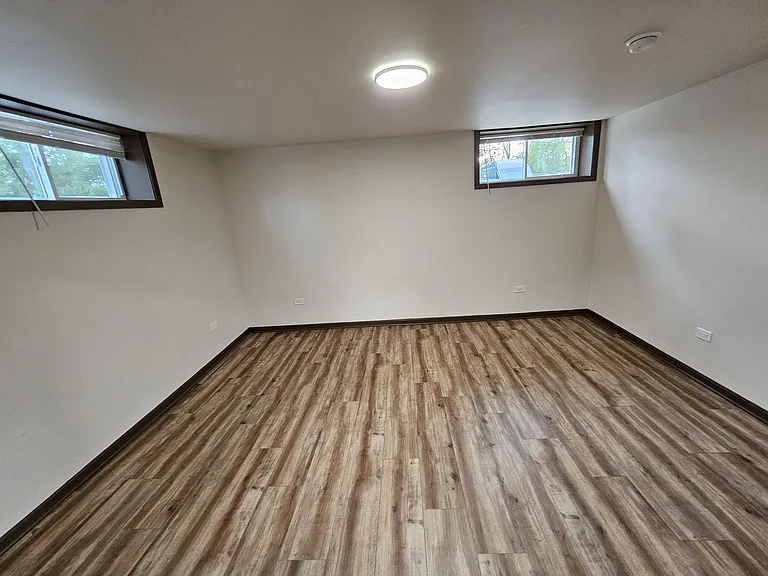 5707 W Ridgemont Ln — Photo 11
