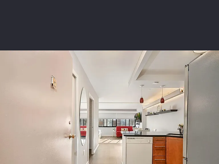 522 21st St NW #806 — Photo 2