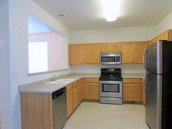 4th image of 10182 Village Breeze Pl