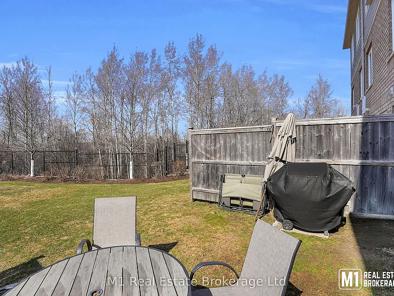 15 Carere Cres #46B — Photo 27