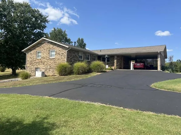 810 Front St, Central City, KY 42330