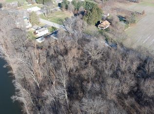 4166 River Rd, Sodus, MI 49126